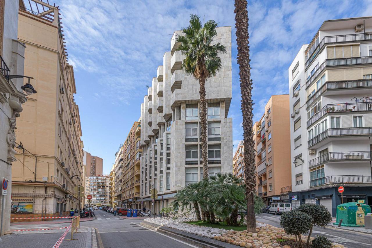 Wintowinrentals Ubicacion Fabulosa, Completo Apartamento Con Parking En El Soho De Malaga Exterior photo